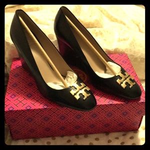 Tory Burch Brand new Raleigh 90MM wedge